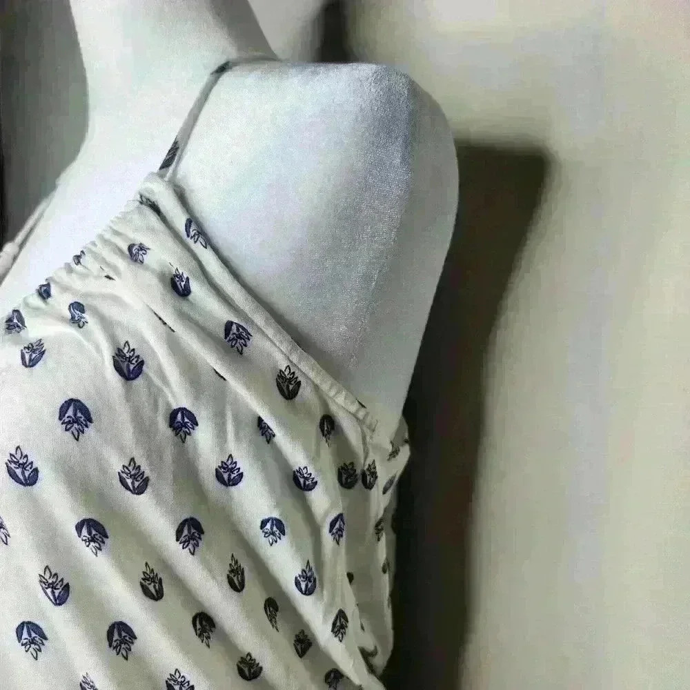 Old Navy women's sleeveless floral blouse white size small - Picture 5 of 8